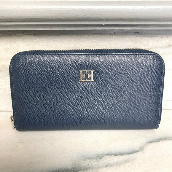 ESCADA Blue Leather Continental Wallet Vintage - Picture 1 of 7
